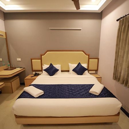 Majestic Hotel Madurai Exterior foto